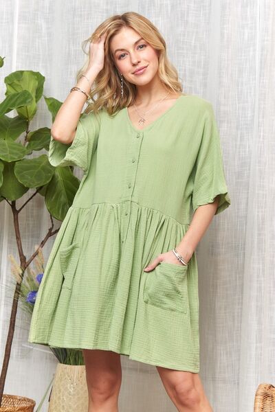 Robe ADORA à encolure en V, manches mi-longues et poches