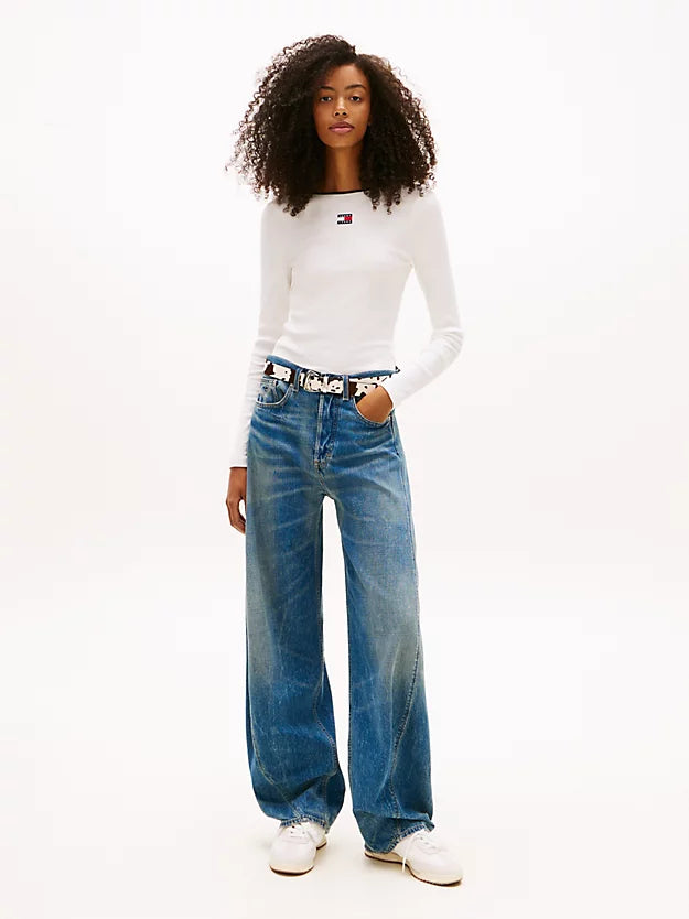 Scoop Back Slim Long Sleeve T-Shirt