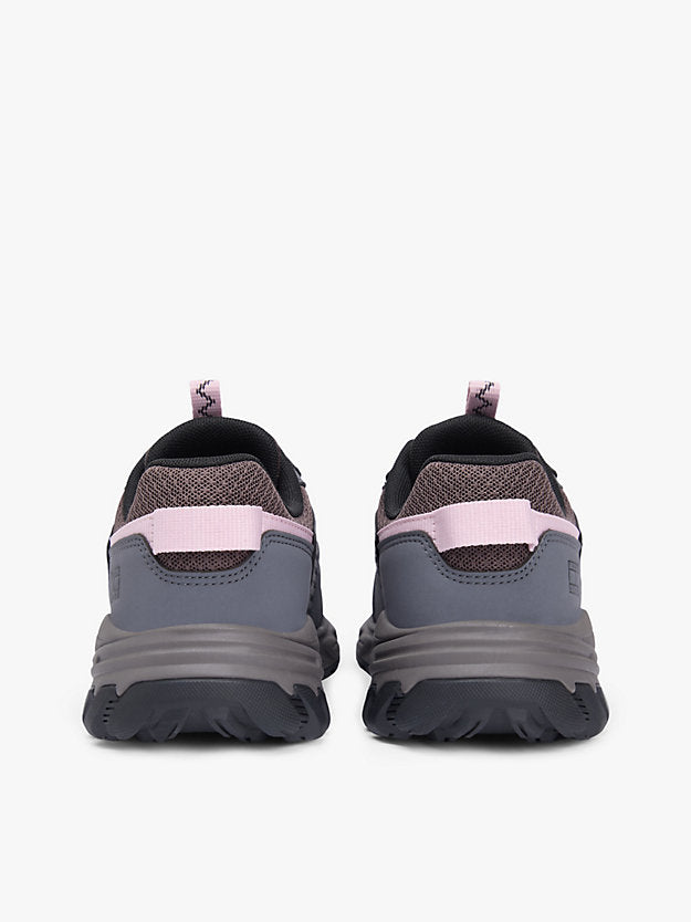 Speed Laces Cleat Outdoor Trainers