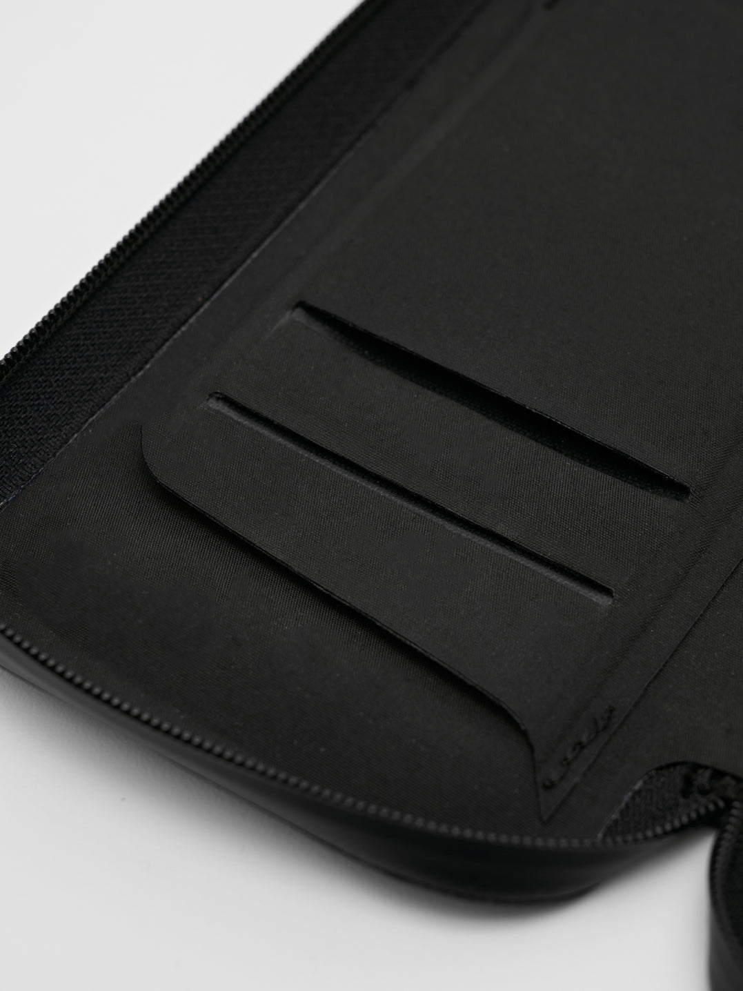 Shield Waterproof Phone Wallet - Small - Black