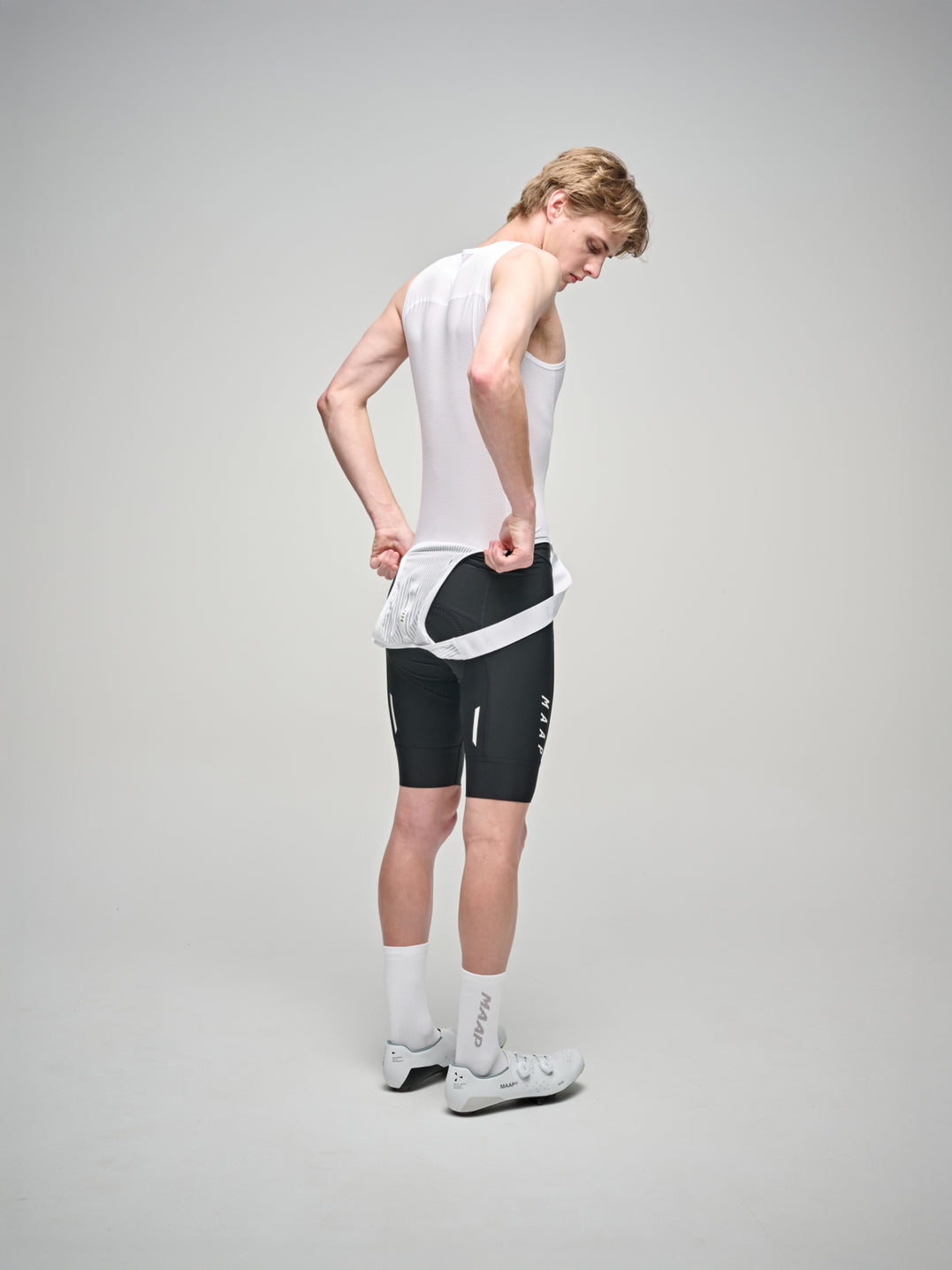 Team Mesh Base Layer - White