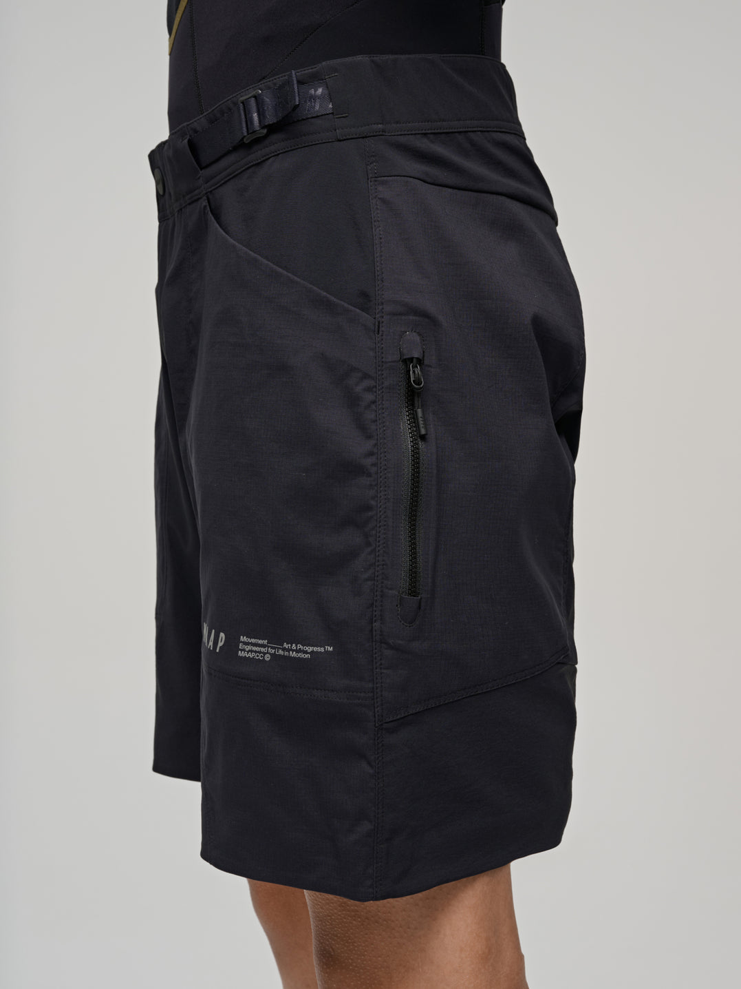 Alt_Road Overshort 2.0 - Black