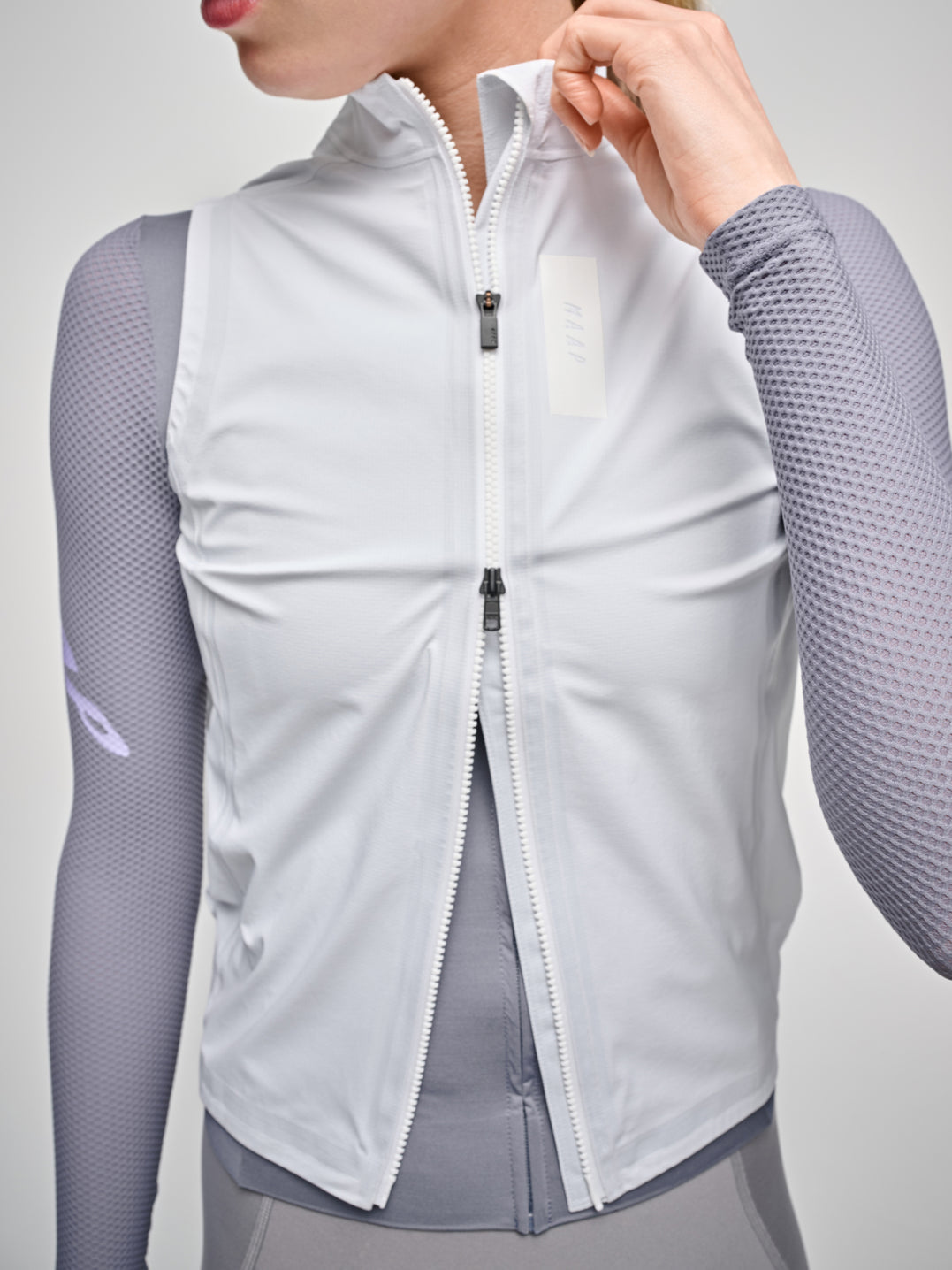 Women's Atmos Vest - White