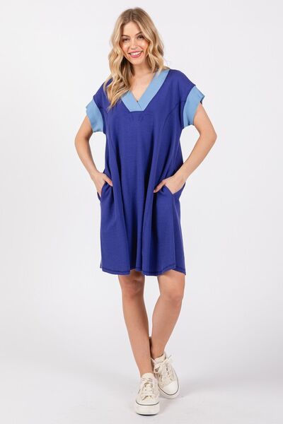 Robe à manches courtes col en V avec liseré contrastant Ces Femme
